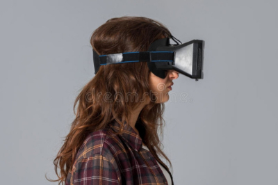 ar眼镜多少钱一台：价格因素与价值考量