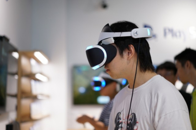 AR眼镜线下体验：探索增强现实技术的新境界