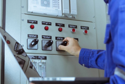 AR眼镜开发：技术前沿与行业应用