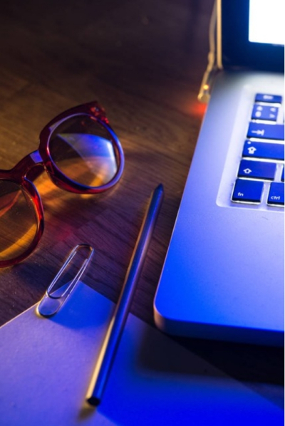 AR眼镜对眼睛的影响：科学评估与使用建议