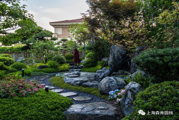 我有一院，艺锦沁馨