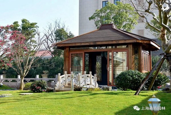 我有一院，雅澈静奢