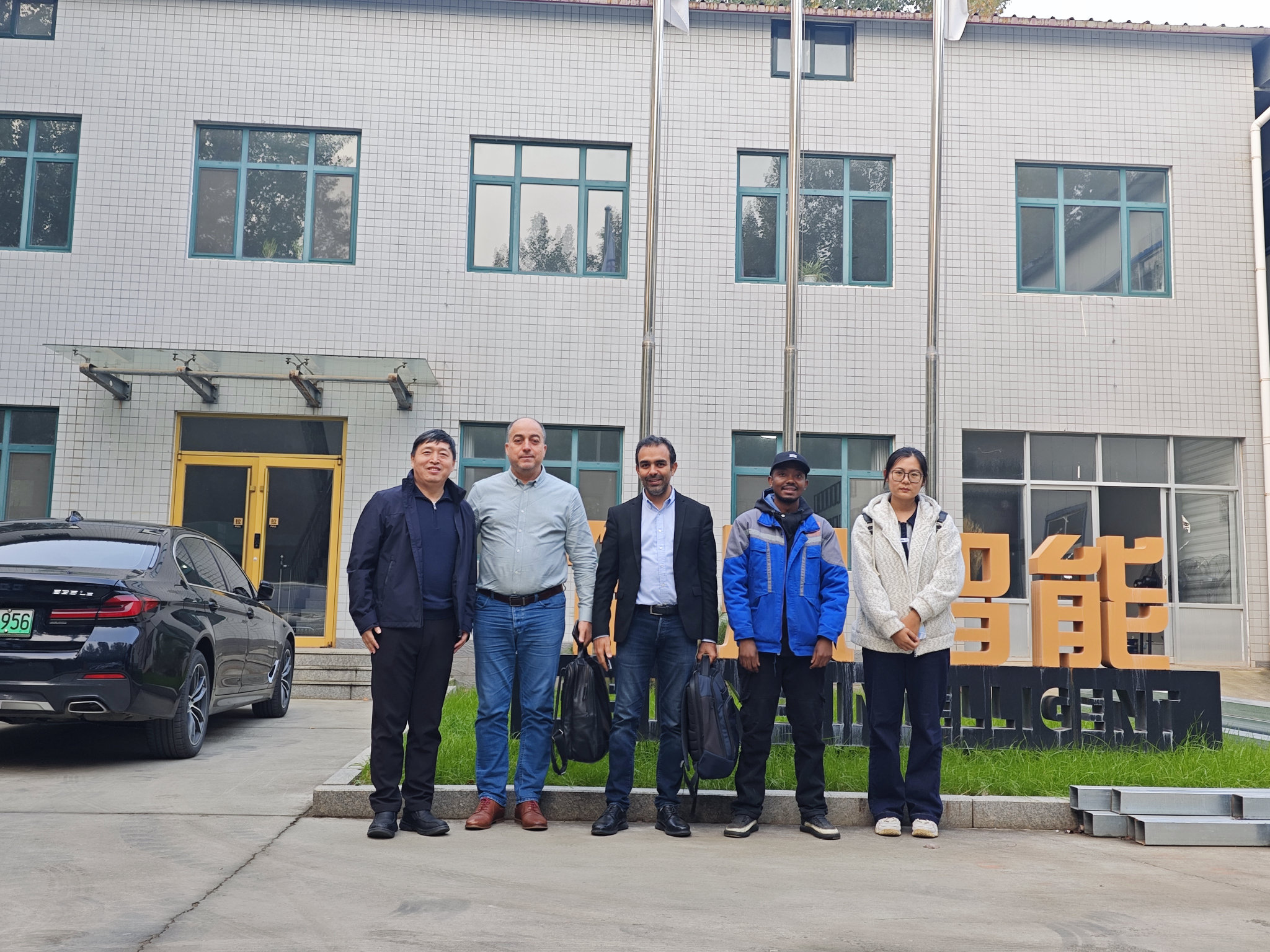 倍恩智能喜迎摩洛哥客户莅临验货，共筑智能领域合作新篇