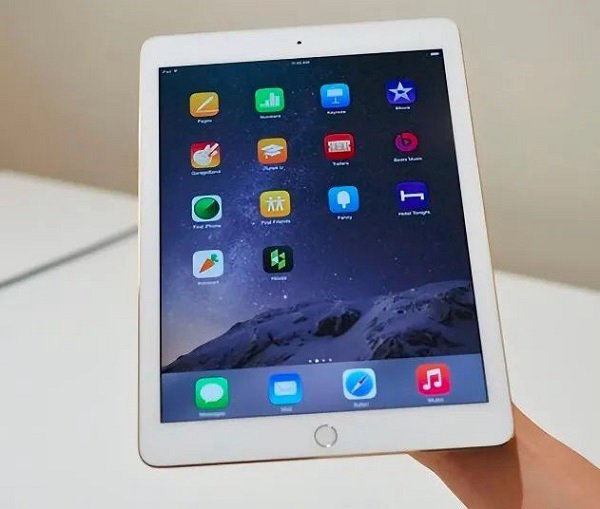 为何苹果iPhone销量攀升，iPad却暴跌？