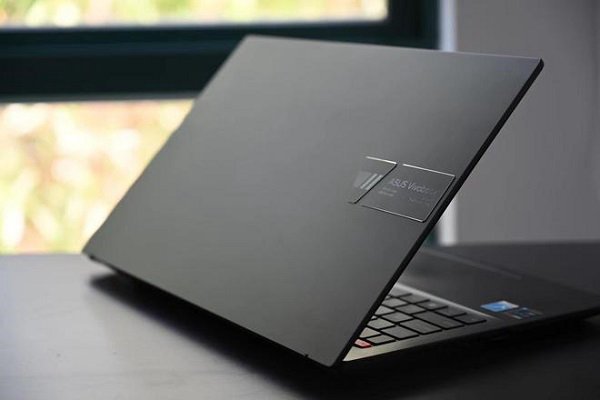 华硕无双评测！英特尔Evo认证+超高水准打造