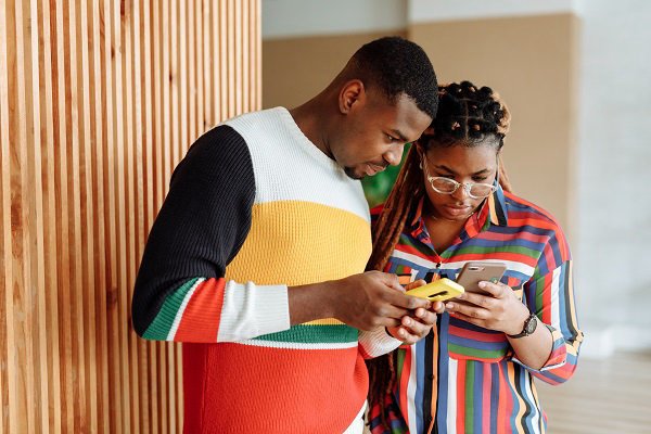 手机消量下滑，年轻人不愿意换手机5大原因？