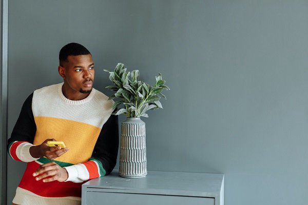 大牌手机买不起？友好物免押租机来帮你！