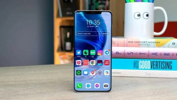 这两款4G手机都卖7000了，你还买吗？