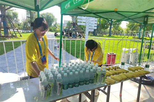 志愿青春 助力铁三——曹妃甸区职教中心（高级技校）志愿者倾情服务2025全国铁人三项赛