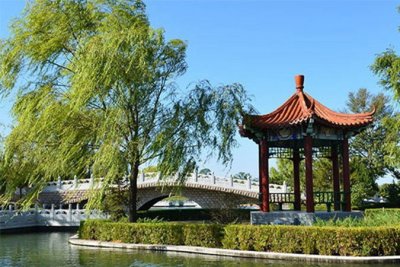 中华永久陵园环境如何？