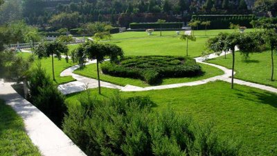 万佛华侨陵园环境如何？