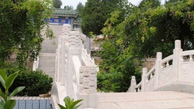 归山陵园怎么去？在哪里？