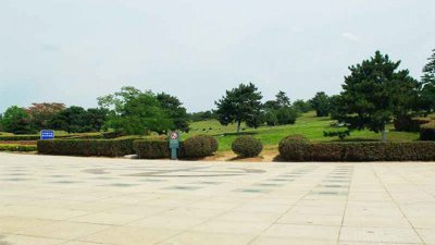 华龙皇家陵园好不好？