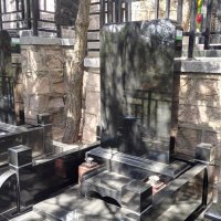 八达岭陵园立碑