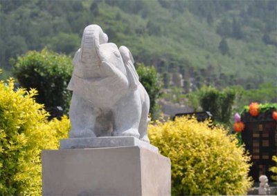 德陵公墓电话：一呼即应