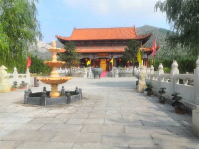 皇家龙山陵园好不好？