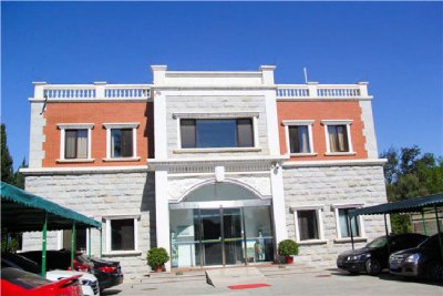 外侨公墓环境如何？