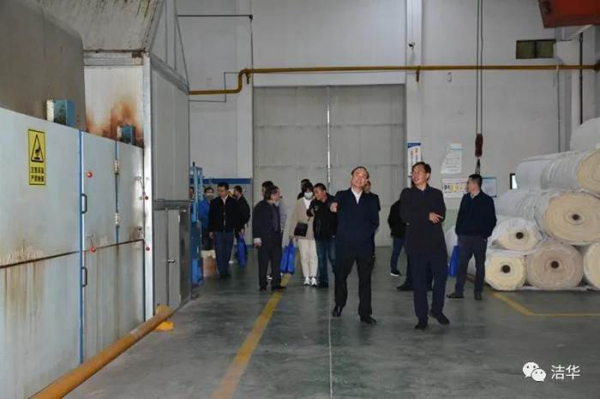 公司組織召開綠色制造——超低排放濾料應(yīng)用經(jīng)驗(yàn)交流會(huì)