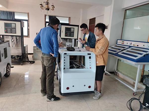 Welcome Teacher Chen from Guangzhou Songtian Vocational College to our company for inspection and exchange