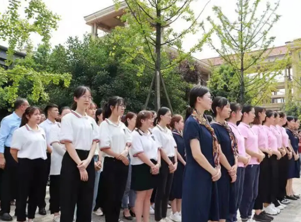 眉山市彭山区保罗外国语学校 体质管理制度