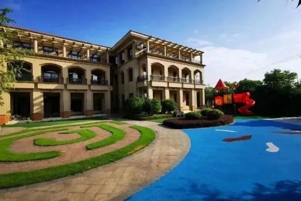 “仲夏”梦想 ，点亮未来——眉山天府新区行知学校幼儿园2024届大班毕业典礼