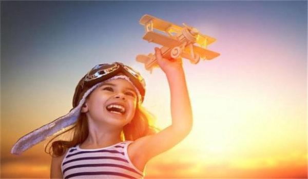 航空托管儿童怎样收费？航空公司儿童托管服务怎么订票