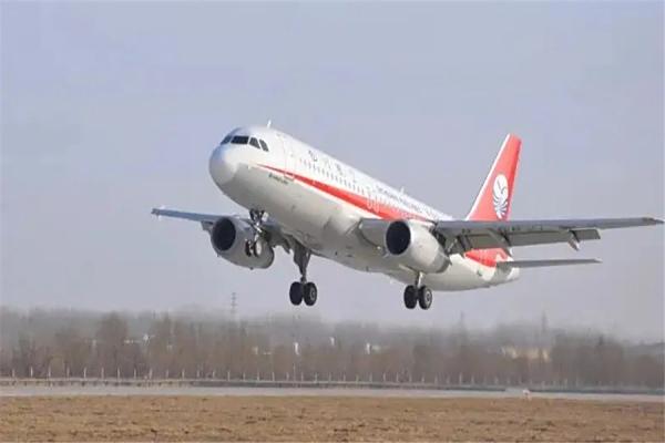 国际机票的税费怎么算？都包含了哪些附加费用？