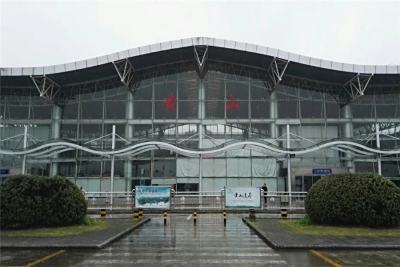 [转发]黄山屯溪机场人工客服电话及最新防疫要求