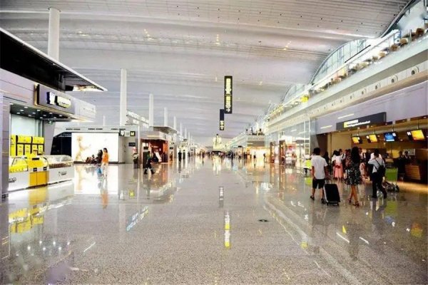 春秋航空无陪伴儿童乘机，春秋航空无人陪伴儿童年龄