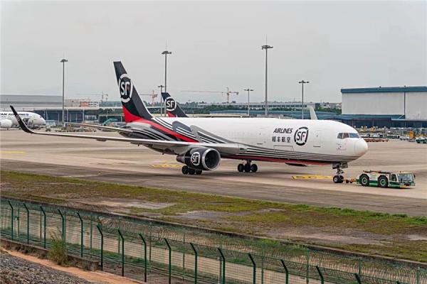 中联航空团体票是一张还是每人一张票？中联航空团体票一般是几个人？