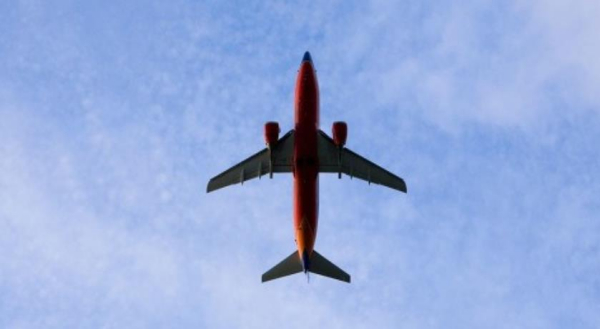 10个人坐飞机折扣大不大,团体机票一般几折