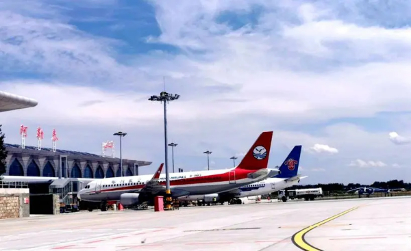 阿勒泰雪都机场航班查询_地址_电话机票预订_阿勒泰雪都机场基本信息