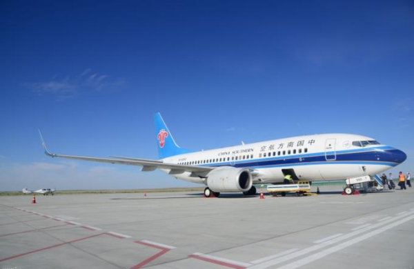 九岁小孩单独坐飞机可以吗？无陪儿童机票怎么购买