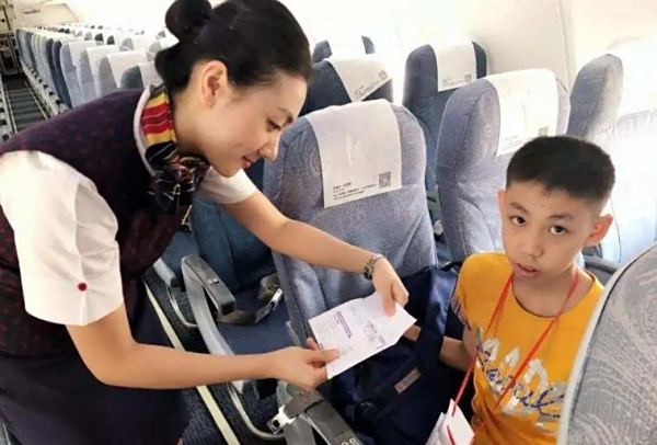 六岁儿童买机票怎么买，小孩坐飞机有什么注意事项