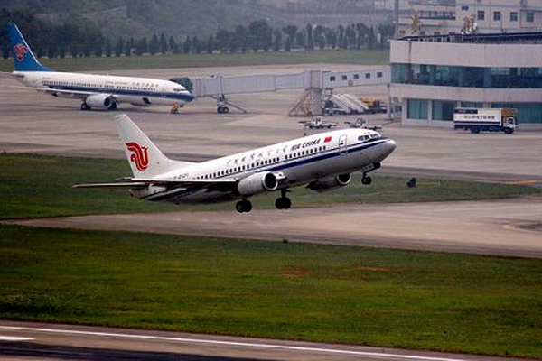 贵阳龙洞堡机场特价机票查询及电话号码