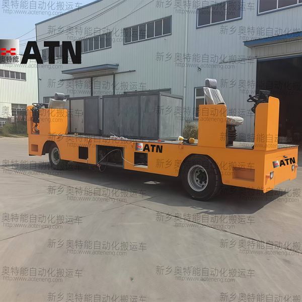 效率飙升 3 倍，成本直降 40%！双头驾驶电动平板车如何破解厂区运输困局？