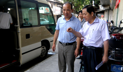 区企业管理局李乃贵局长指导我司工作