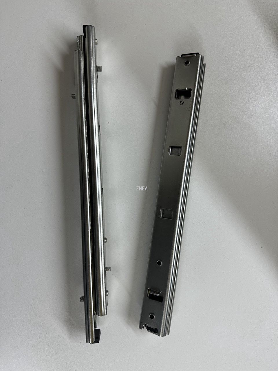 汽车储物箱三节滑轨导轨