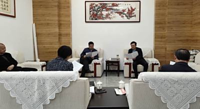 宜宾市委常委、副市长李翔莅临宜宾开放大学开展工作调研
