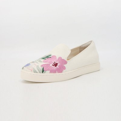 Slip on plimsolls flat women leather shoes suppliers in dongguan china