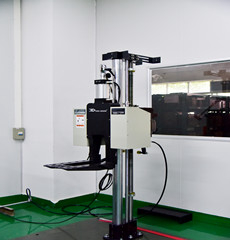 车载生产精密设备1