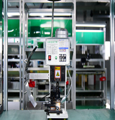 车载生产精密设备7