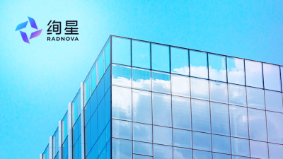 AI赋能，精准破局：某知名快消企业中层人才培养的“绚星方案”