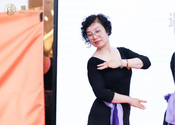 学员专访|周永秀：学习永无止境，爱美不分年龄，70岁又如何？