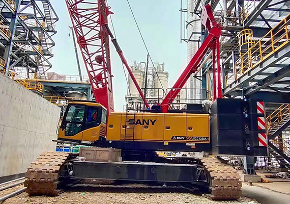 135噸履帶吊張靖皋長江大橋施工中國鐵建A標(biāo)段