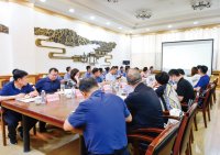 省、市、县领导及专家组听取公司国道337静乐过境改线工程方案汇报 
