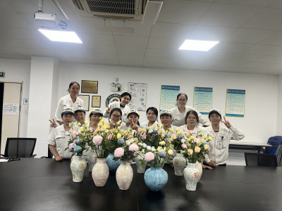 指尖生花，感受美好 | 公司成功举办女子插花艺术活动