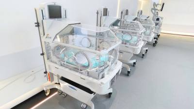 GE新生儿培养箱新品到货入库