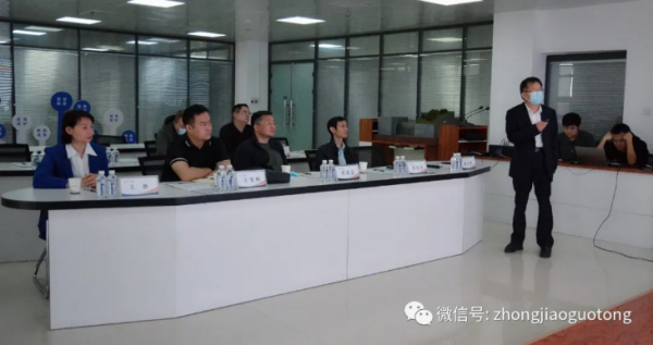 南阳市交通运输局副局长范庆卫一行莅临我公司调研指导工作