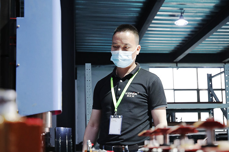 科汇源头乐器工厂为您提供电吹管定制服务